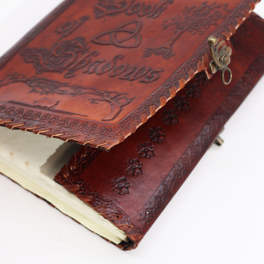 Carnet en cuir — Livre des ombres marron
