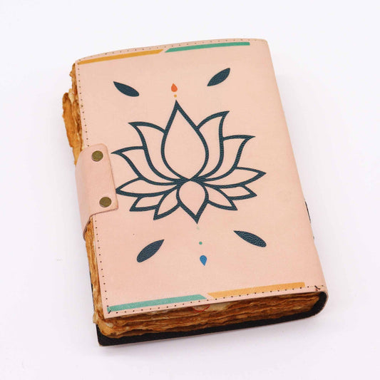 Carnet en cuir — Sept chakras, 17,5 × 12,5 cm